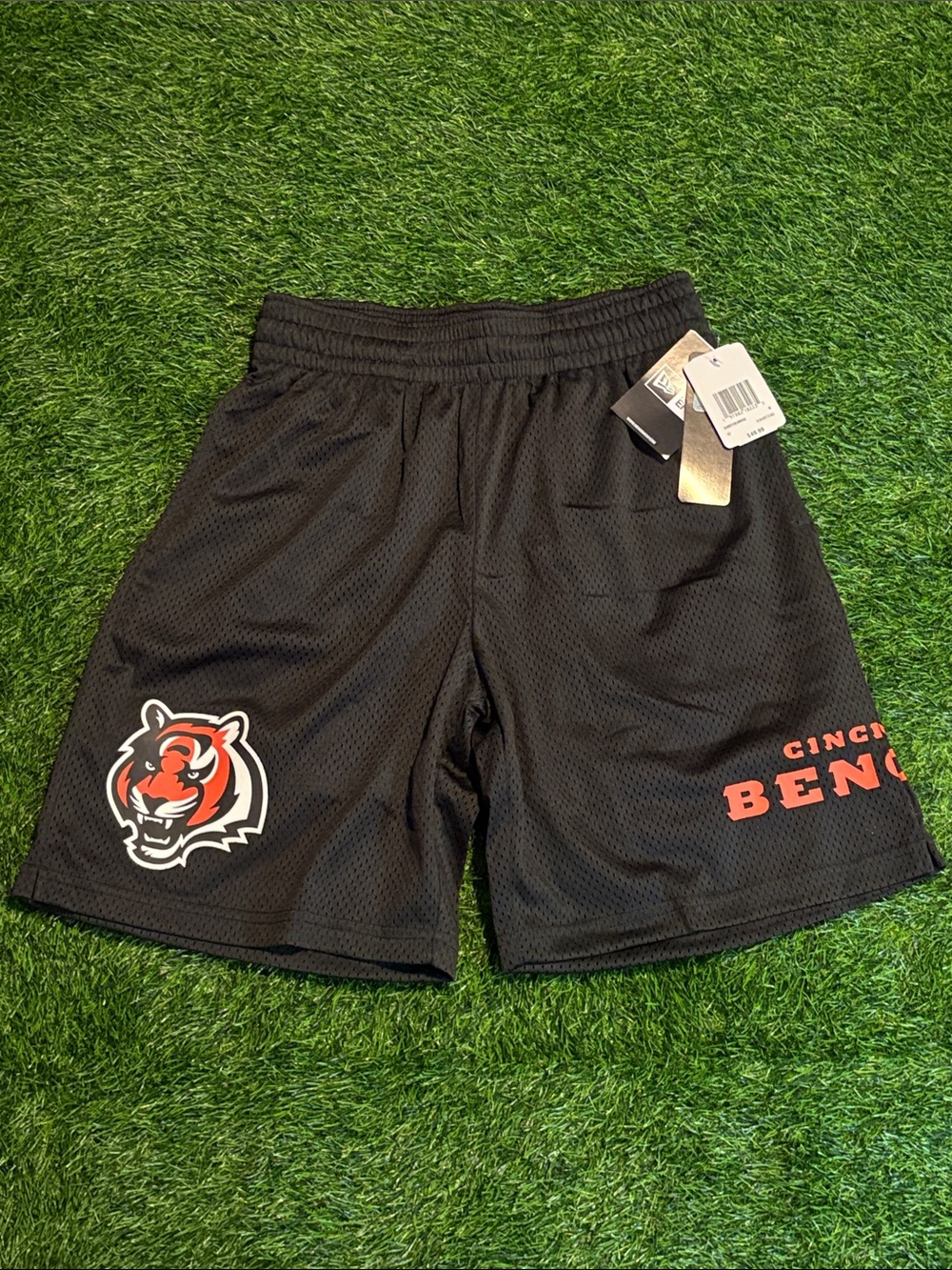 NWT New Era Cincinnati Bengals Black Men's Mesh Athletic Shorts Medium